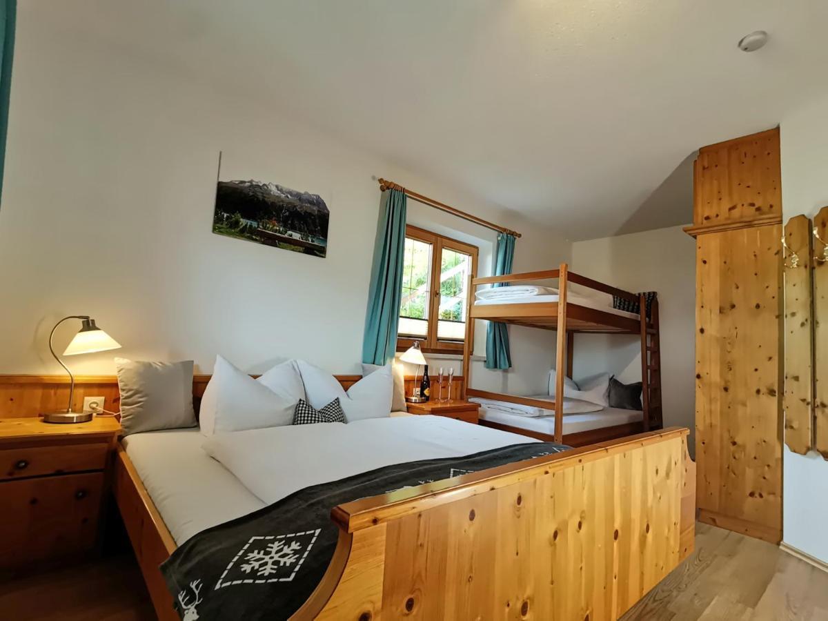 Ferienwohnung Point Hainzenberg Bagian luar foto