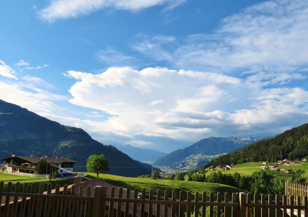 Ferienwohnung Point Hainzenberg Bagian luar foto