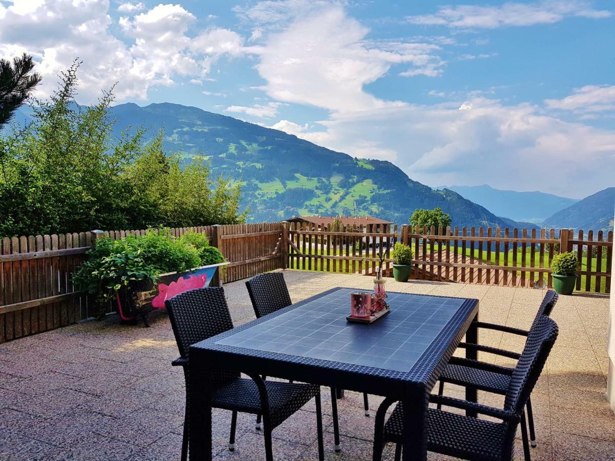 Ferienwohnung Point Hainzenberg Bagian luar foto